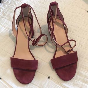 Kate Spade burgundy suede ankle wrap 2.5” heel sandal sz 10